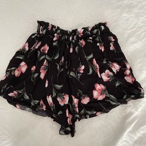 Urban Outfitters Flower Shorts